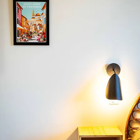 Oustau De Marie Apartment